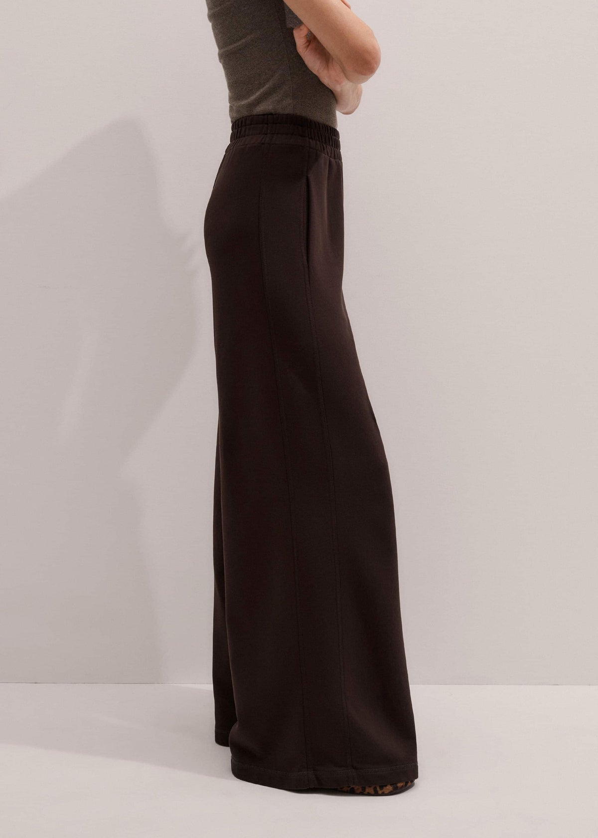 ME+EM Clothing Brown Sweatshirt Wide-Leg Track Pant
