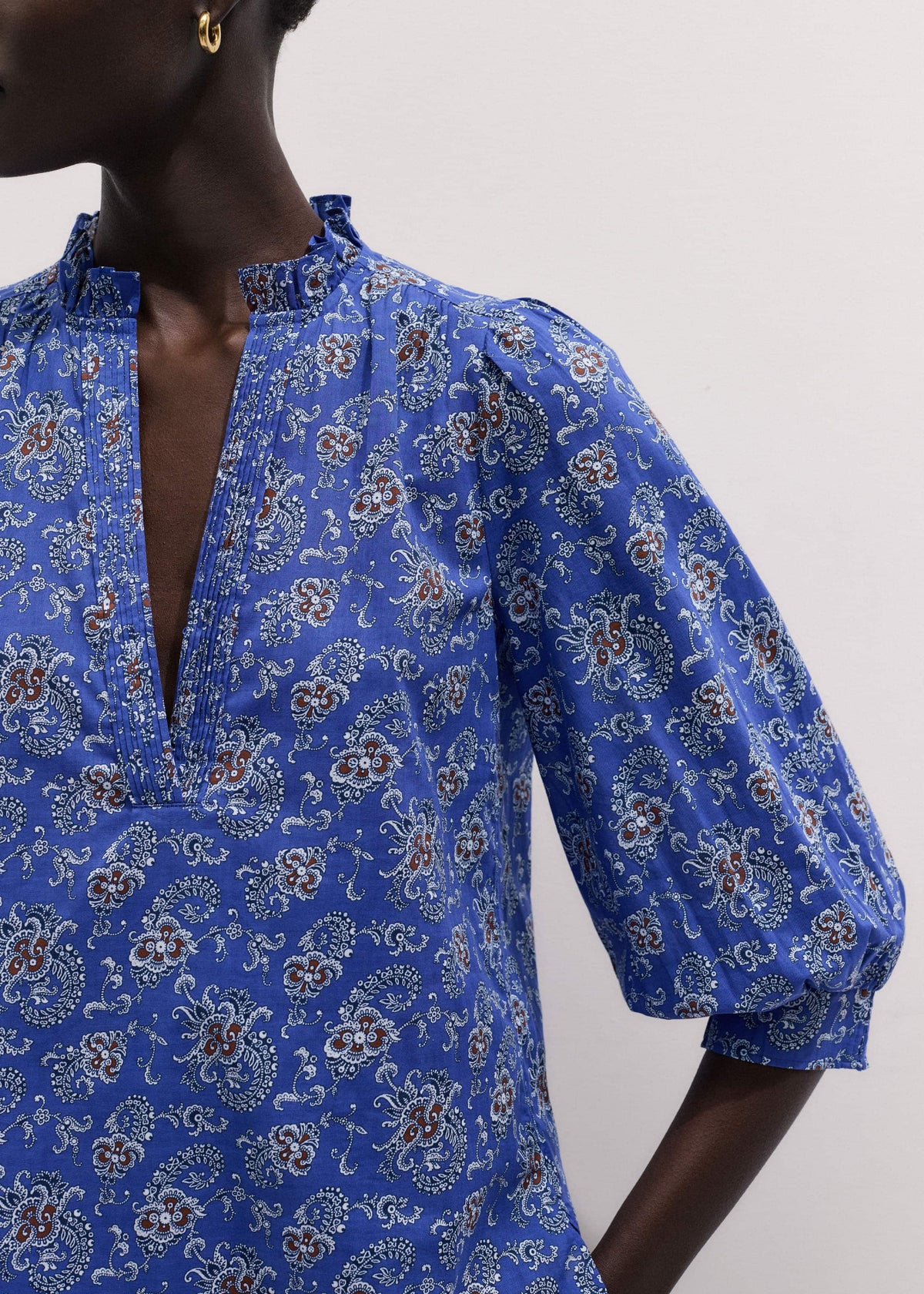 ME+EM Clothing Blue Paisley Print Straight Blouse
