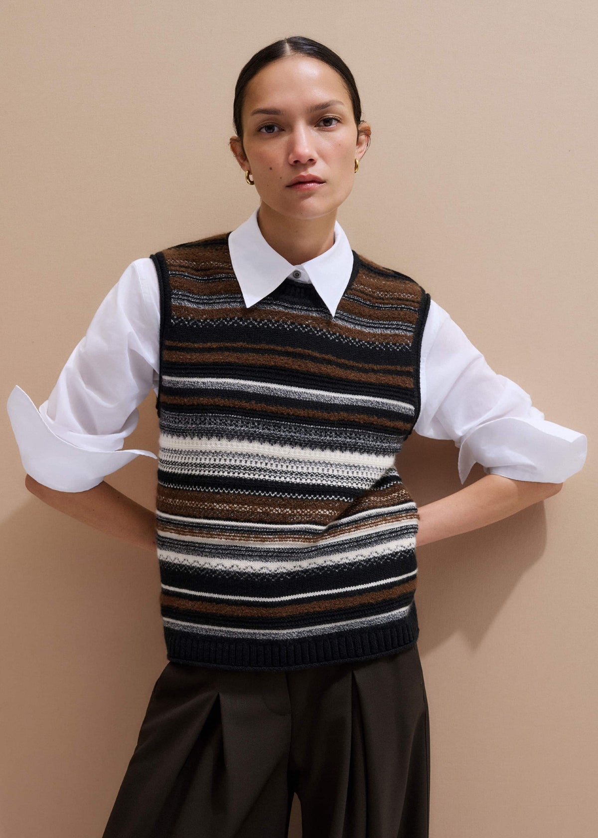 ME+EM Clothing Black Textured Stitch Straight Sweater Vest + Snood